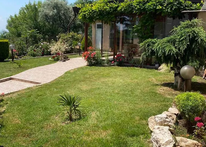 за гости денкови Къща за гости