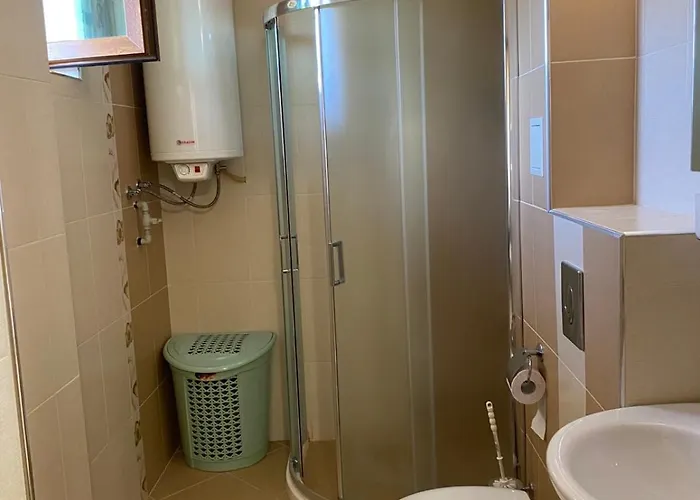 Къща за гости за гости денкови 3*