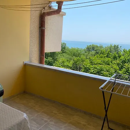 за гости денкови Penzion Burgas City